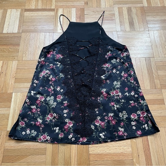 Cami NYC Charlie Reversible Lace-Up Silk Floral Top - Picture 7 of 14